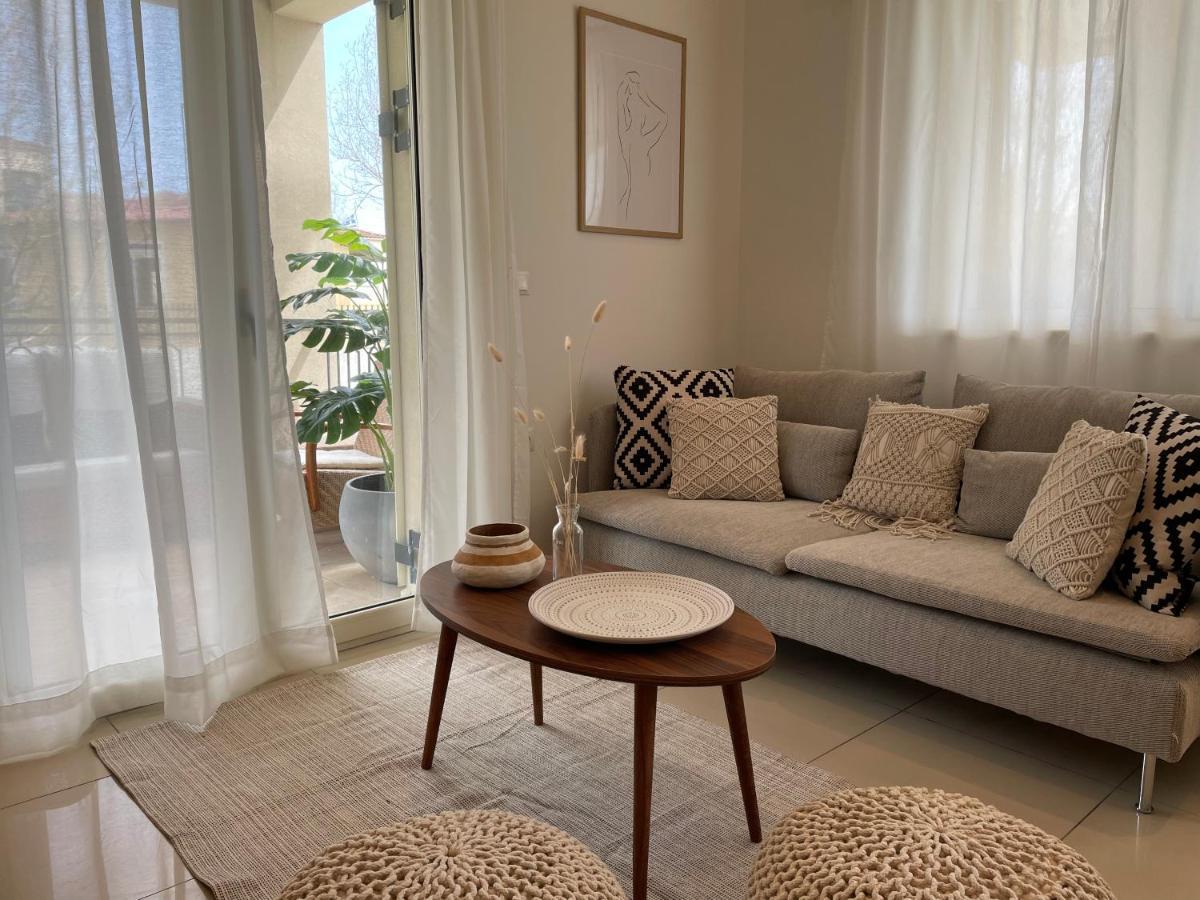 Kl Suites Lefkada - Feel At Home New Boho Apartment 400M From Beach Nidri Town Center Exterior foto